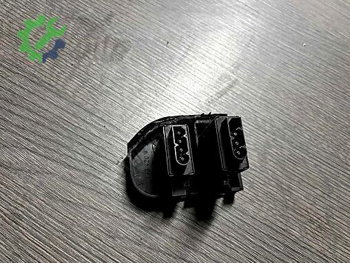 BMW 3 Serisi Far Ayar Düğmesi çıkma parça