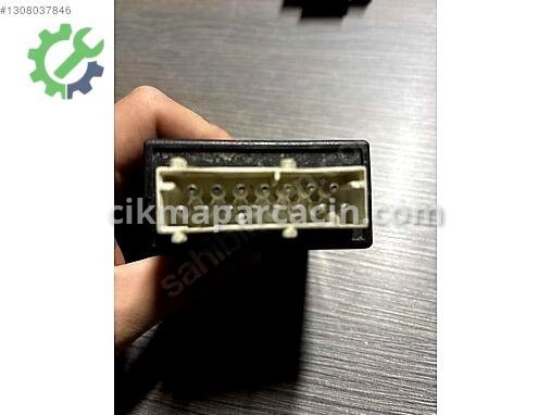 BMW 3 Serisi Beyin 8353099 çıkma parça