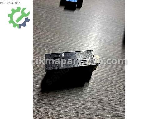 BMW 3 Serisi Beyin 8353099 çıkma parça