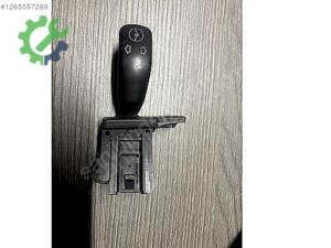 BMW E38 E39 ELEKTRİKLİ DİREKSİYON AYAR TUŞU 8373901