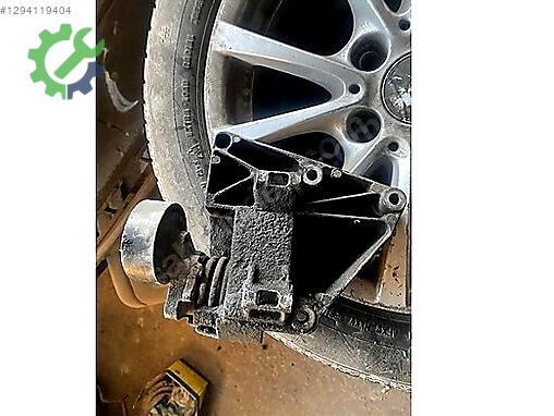 BMW 3 Serisi Travers 7512556 çıkma parça