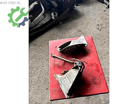 BMW 5 Serisi Motor Takozu & Kulağı çıkma parça