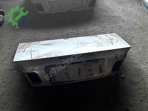 BMW 3 Serisi Bagaj Kapağı çıkma parça