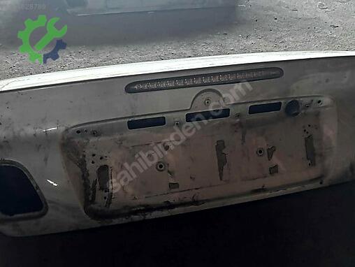 BMW 3 Serisi Bagaj Kapağı çıkma parça