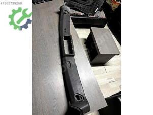 BMW E46 CABRİO ÖN CAM ÜST PLASTİK
