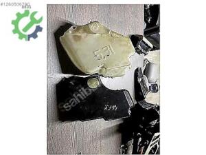 BMW E46 CAM SUYU BİDONU