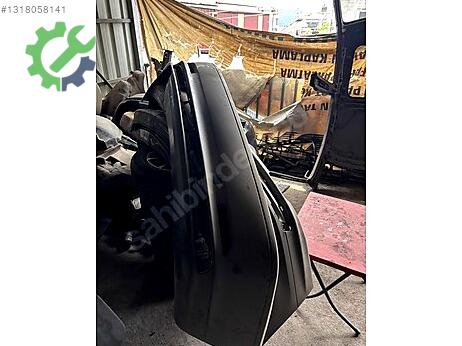BMW 3 Serisi Arka Tampon çıkma parça
