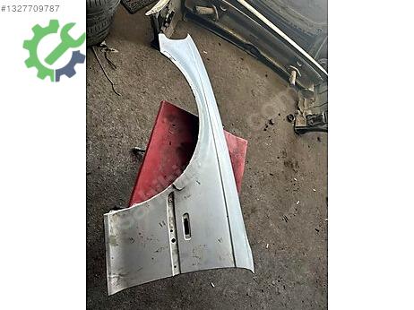 BMW 3 Serisi Sol Çamurluk çıkma parça