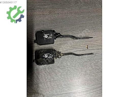 BMW 3 Serisi Depo Kapağı Motoru 6923973 çıkma parça