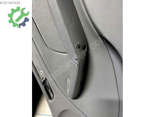 BMW 3 Serisi Kapı Döşemesi çıkma parça