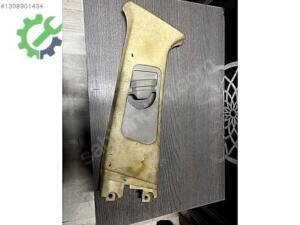 BMW E46 ORTA DİREK EMNİYET KEMERİ PLASTİĞİ