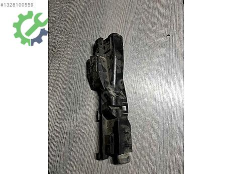 BMW 3 Serisi Bakalit çıkma parça