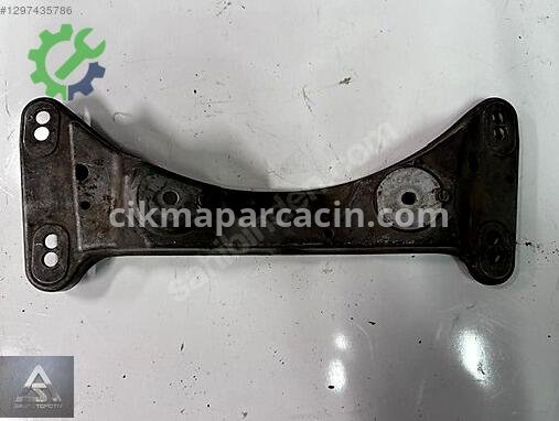 BMW 3 Serisi Travers 6760297 çıkma parça