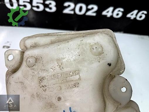 BMW 3 Serisi Silecek Suyu Deposu çıkma parça