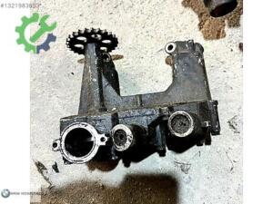 BMW E53 4.4 DİZEL DİREKSİYON POMPASI