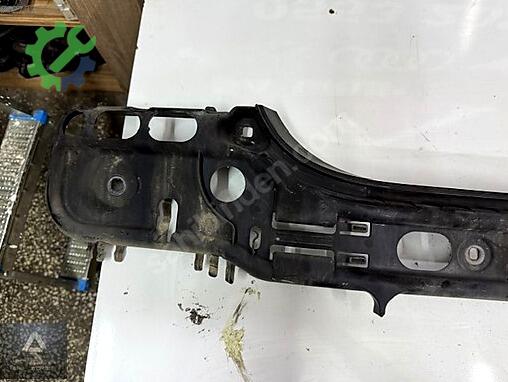 BMW 5 Serisi Tampon Tutacağı 7056343 çıkma parça