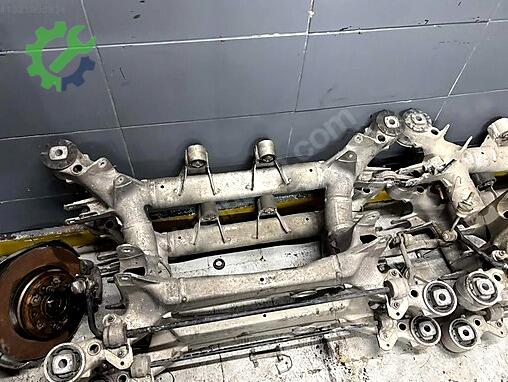 BMW 5 Serisi Arka Dingil 6759610 çıkma parça