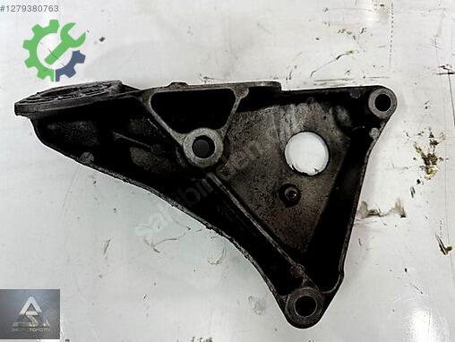 BMW 5 Serisi Motor Takozu & Kulağı 6777053 çıkma parça