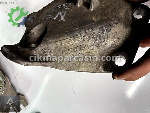BMW 5 Serisi Motor Takozu & Kulağı 22116768521 çıkma parça
