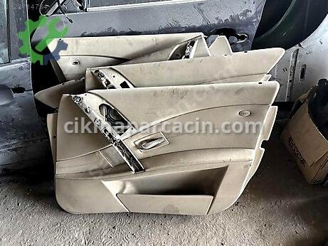 BMW 5 Serisi Kapı Döşemesi çıkma parça