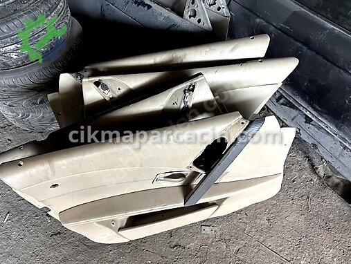 BMW 5 Serisi Kapı Döşemesi çıkma parça