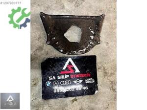 BMW E60 MOTOR ALT MUHAFA ÇIKMA ORJ 6759878