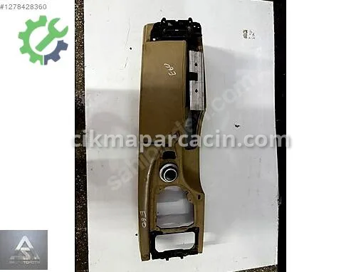 BMW 5 Serisi Orta Konsol çıkma parça