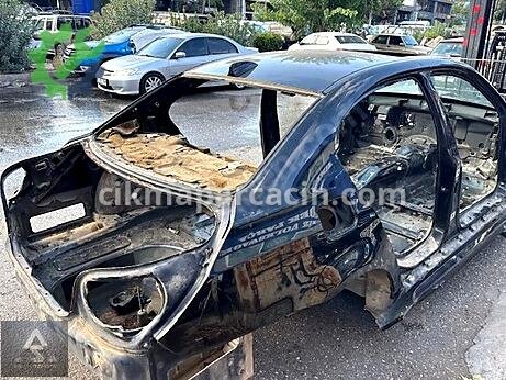 BMW 5 Serisi Sağ Arka Çamurluk çıkma parça
