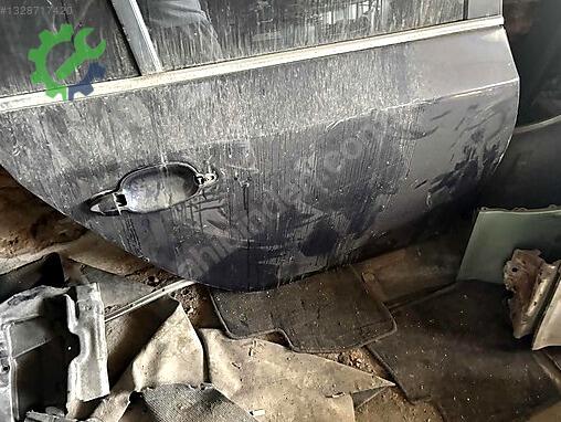 BMW 5 Serisi Sağ Arka Kapı çıkma parça