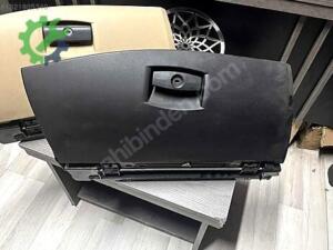 BMW E60 TORPİDO AÇMA MANDALI