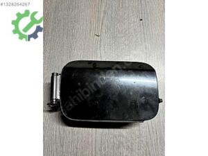 BMW E60 YAKIT DEPO KAPAĞI VE MEKANİZMASI