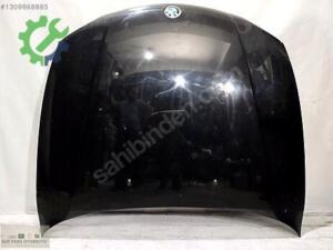 BMW E87 SİYAH ORJİNAL MOTOR KAPUTU
