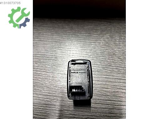 BMW 3 Serisi Cam Düğmesi 6945874 çıkma parça