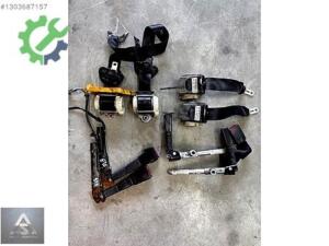 BMW E90 EMNİYET KEMER SETİ ÇIKMA ORJ HATASIZ