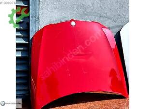 BMW E90 KIRMIZI KAPUT ORJİNAL BOYASIZ