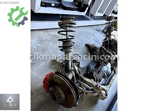 BMW 3 Serisi Ön Travers çıkma parça
