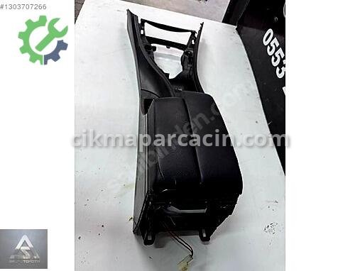 BMW 3 Serisi Orta Konsol çıkma parça