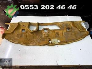 BMW E90 PANDİZOT ALT YALITIM SÜNGERİ