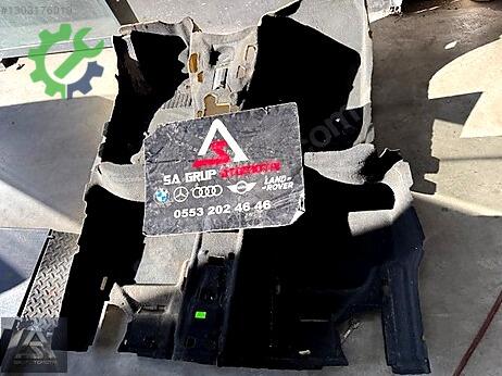 BMW 3 Serisi Taban Halısı çıkma parça