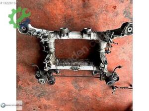 BMW F10 525 XDRİVE ARKA TRAVERS