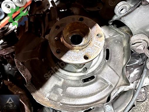 BMW 5 Serisi Arka Taşıyıcı çıkma parça