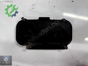 BMW F10 BEYİN KUTUSU KAPAĞI ÇIKMA ORJ 7555170