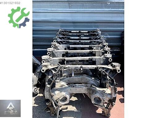 BMW 5 Serisi Travers çıkma parça