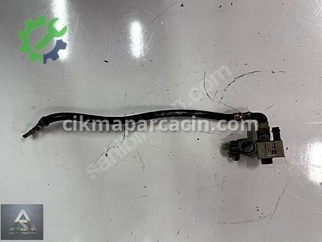 BMW 5 Serisi Akü çıkma parça