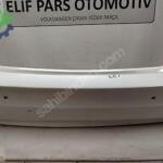 BMW F10 LCI BEYAZ ARKA TAMPON