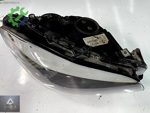BMW 5 Serisi Sağ Ön Far çıkma parça