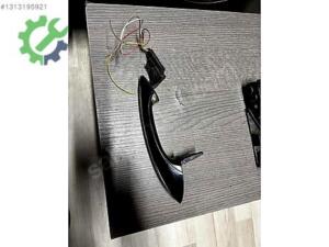 BMW F10 SAĞ KAPI KOLU ORJİNAL 7505278