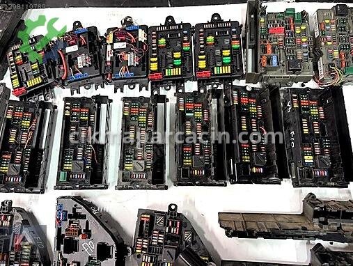 BMW 5 Serisi Sigorta Tablası çıkma parça