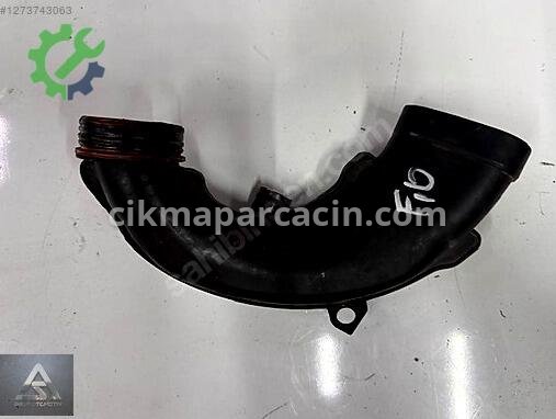 BMW 5 Serisi Turbo Borusu 70328940 çıkma parça