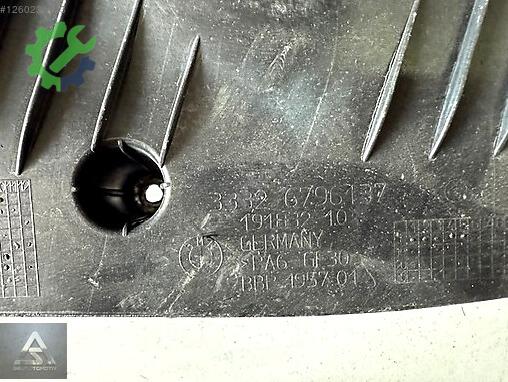 BMW 3 Serisi Bakalit 6796137 çıkma parça